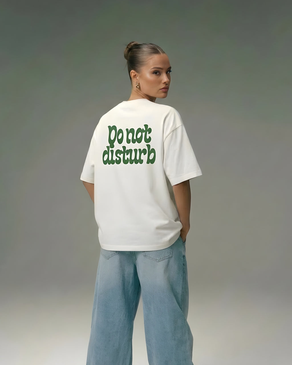 DO NOT DISTURB OVERSIZED T-SHIRT WHITE