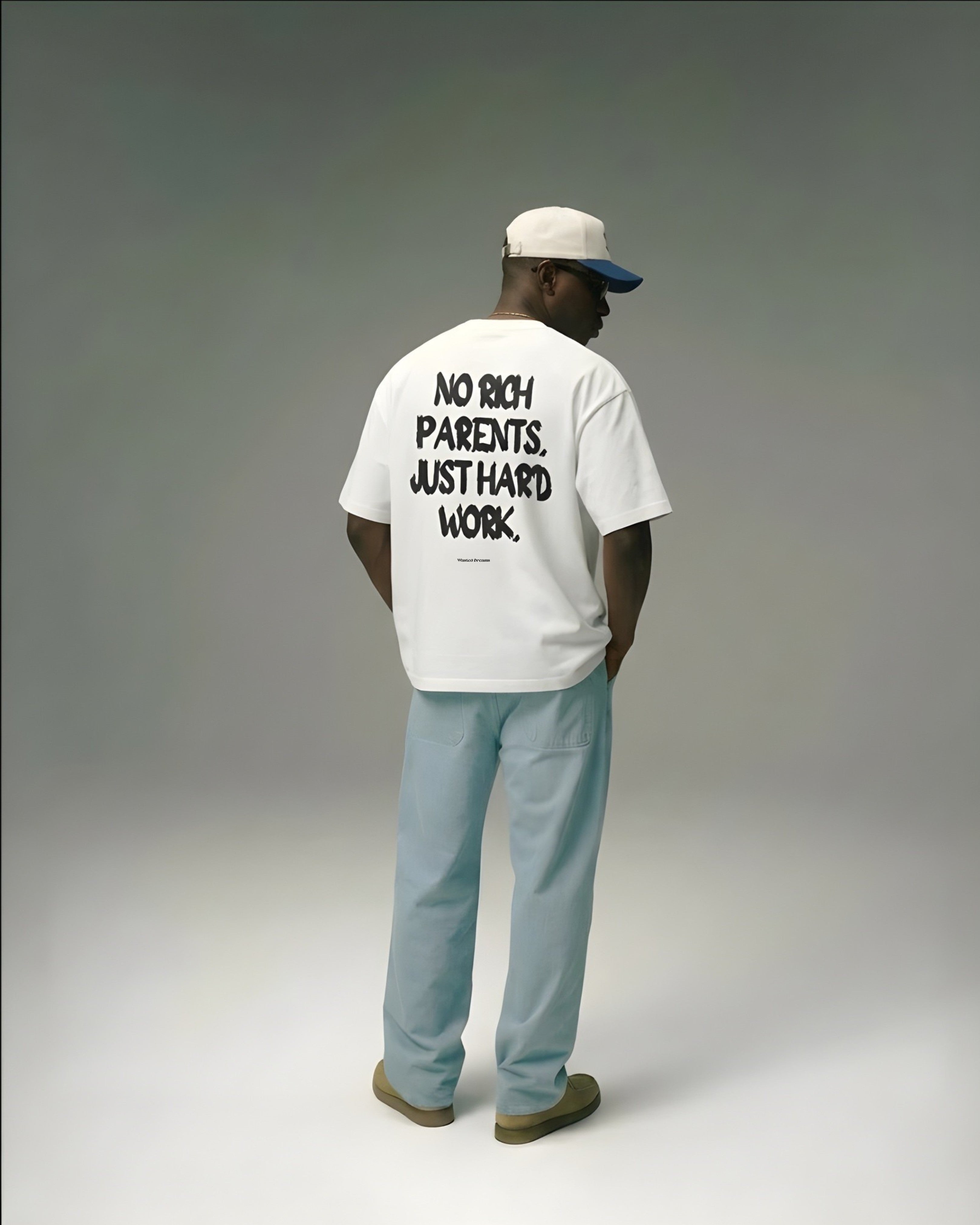 NO RICH PARENTS, JUST HARD WORK OVERSIZED T-SHIRT white